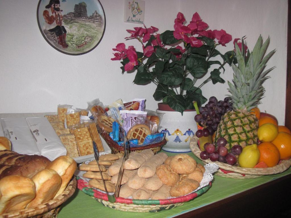 Bed & Breakfast Dessole Ольбия Экстерьер фото